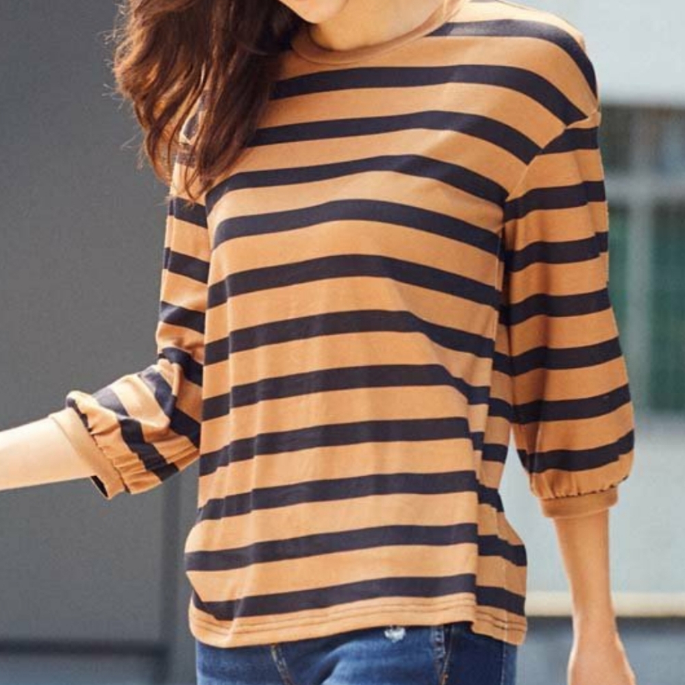 Black and Tan Tshirt